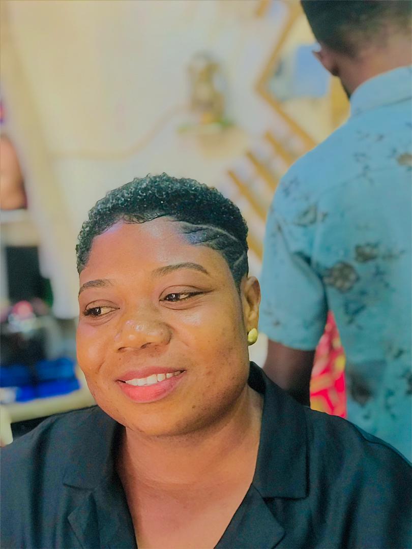 /Hairstyle of her choice with waves, black shampoo, mousse, gel and oil spray #client