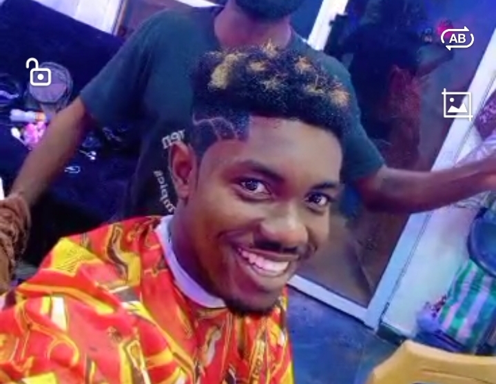 /Haircut with dye shampoo, gold dye, design, mousse, oil spray and gel #client