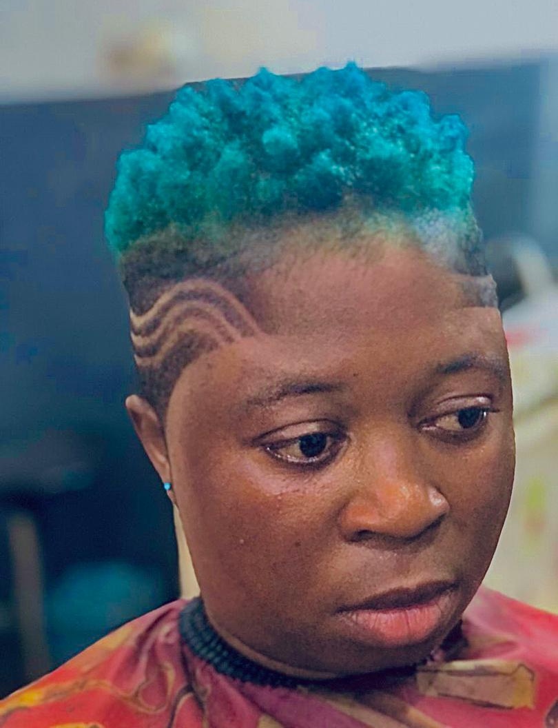 /Haircut with color Dye of your choice