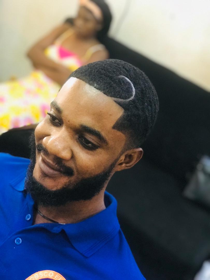 /Hairline retouched with shave